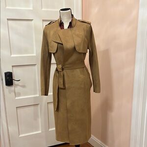 Elegant Tan Women's Trench Coat